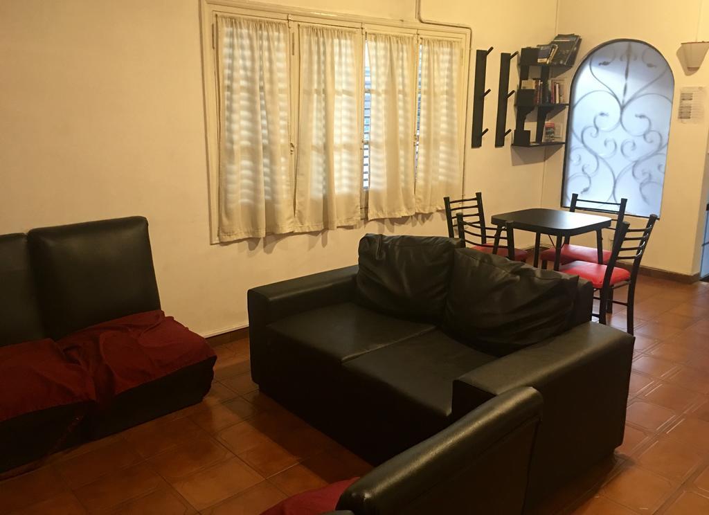 Hostel Lagares Мендоса Экстерьер фото