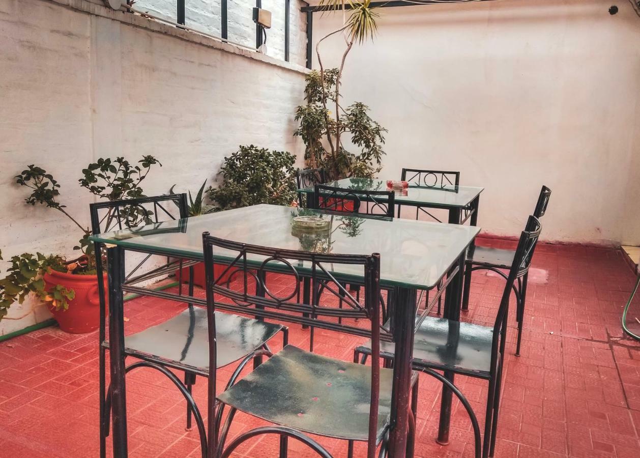 Hostel Lagares Мендоса Экстерьер фото
