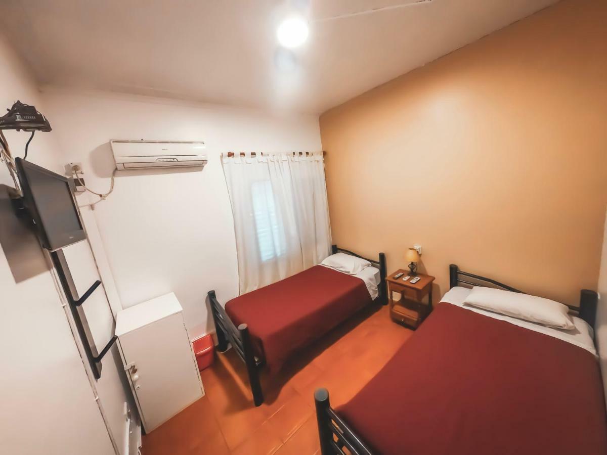 Hostel Lagares Мендоса Экстерьер фото
